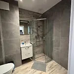 Ostin A41 Varšava